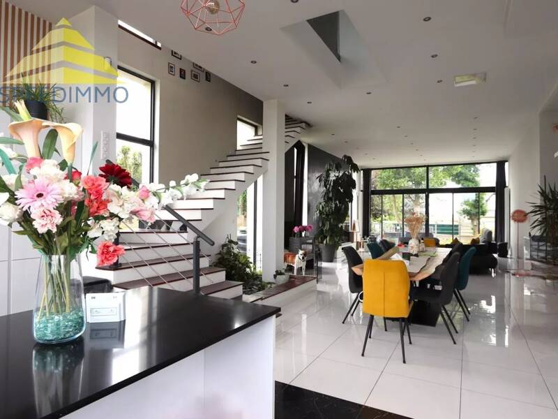 Maison à vendre, 190m², VARENNES JARCY