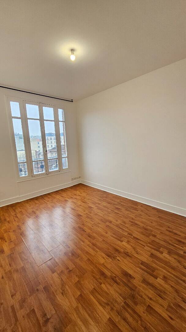 Maison à louer, 20m², CLICHY