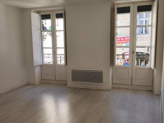 Duplex à vendre 87 000 € 5 pièces 2 chambres 63 m² 1er étage Castres 81100