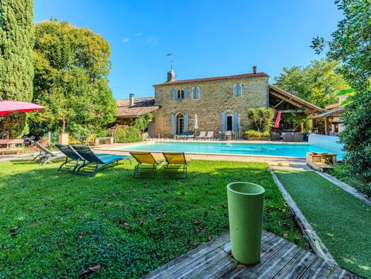 Villa à vendre 890 000 € 14 pièces 10 chambres 500 m² Fontet 33190