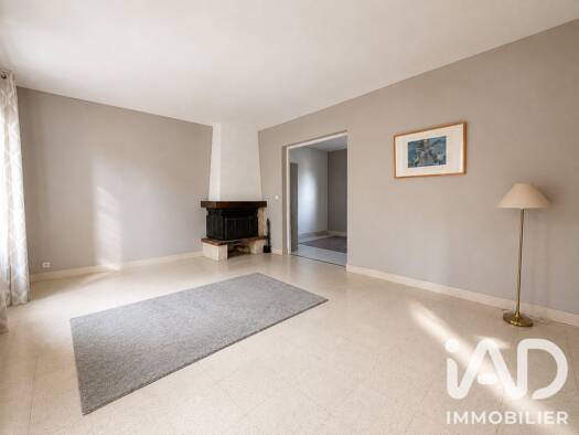 Maison à vendre 349 900 € 5 pièces 3 chambres 105 m² 490 m² de terrain Vieux Pays-Roseraie-Bourg-Cité de l'Europe- Le Merisier- Les Étangs Aulnay-sous-Bois 93600