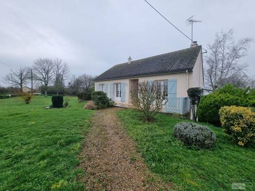 Maison à vendre 155 500 € 4 pièces 3 chambres 90 m² 5 430 m² de terrain Tranzault 36230