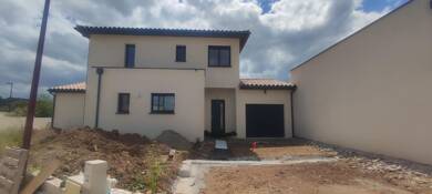 Maison à vendre - Neuf 428 000 € 5 pièces 4 chambres 128 m² 380 m² de terrain Clermont l Herault 34800