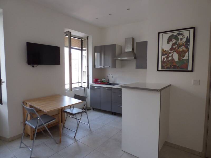 Maison à louer, 24m², MARSEILLE 7E