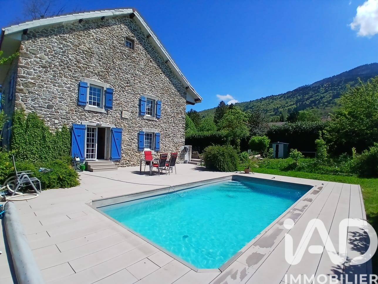 Maison à vendre, 174m², SAINT CERGUES