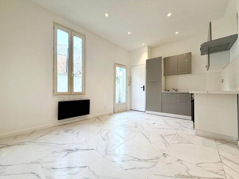 Maison à louer, 49m², MARSEILLE 6E