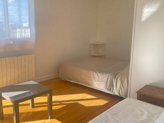 Appartement à louer 990 € 1 pièce 30 m² 6ème étage Chatillon-Montrouge Montrouge 92120