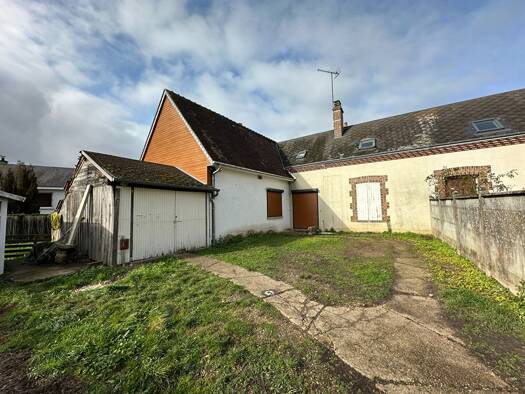 Maison à vendre 108 000 € 9 pièces 5 chambres 150 m² 533 m² de terrain Pezou 41100