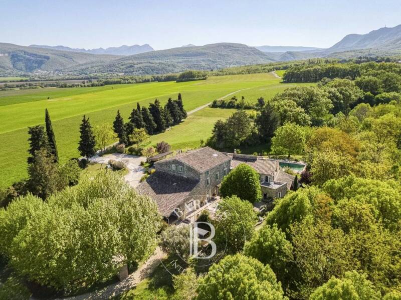 Maison à vendre, 750m², LA BEGUDE DE MAZENC