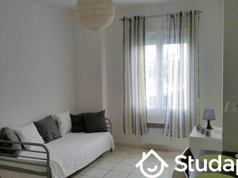 Maison à louer, 22m², SAINT ETIENNE