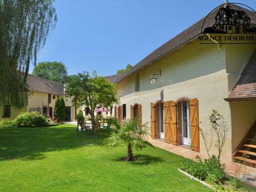 Maison à vendre 535 000 € 6 pièces 3 chambres 185 m² 1 820 m² de terrain Houdan 78550