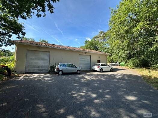 Local commercial à vendre 233 900 € Le Pian-Médoc 33290