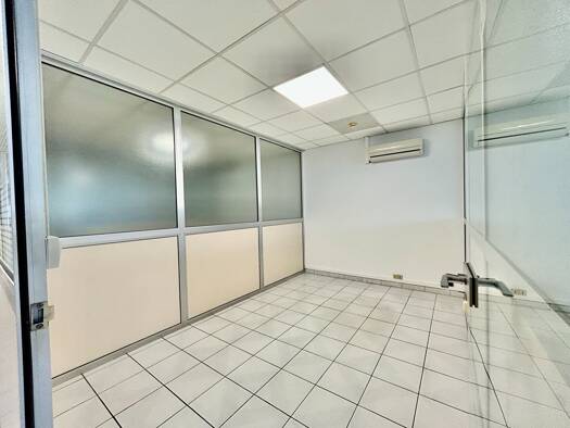 Espace bureau à louer 400 € 10 m² de bureaux Fort-de-France 97200