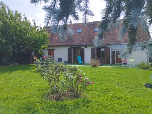 Maison à vendre 257 000 € 6 pièces 3 chambres 129 m² 997 m² de terrain Azé 41100