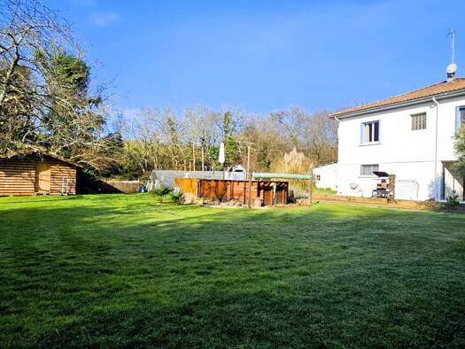 Maison à vendre 202 000 € 6 pièces 3 chambres 110 m² 1 513 m² de terrain Mouleydier 24520
