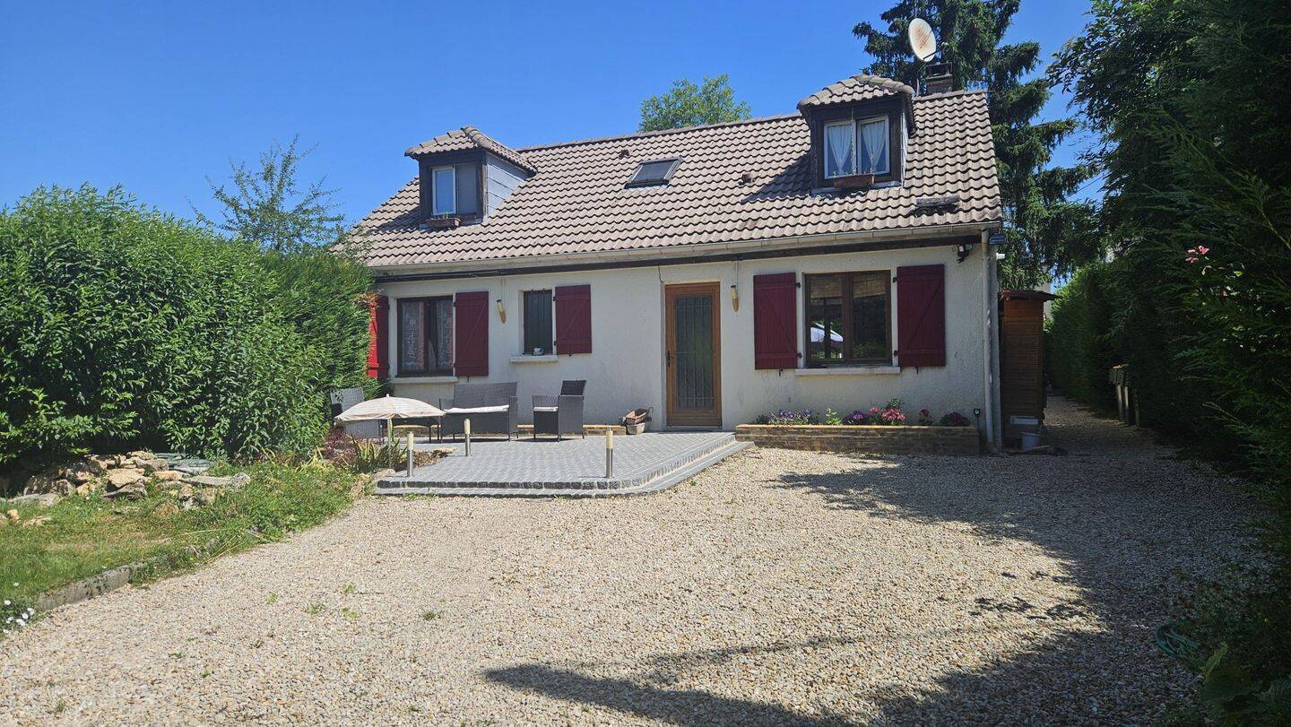 Maison à vendre, 108m², SAINT CYR SUR MORIN