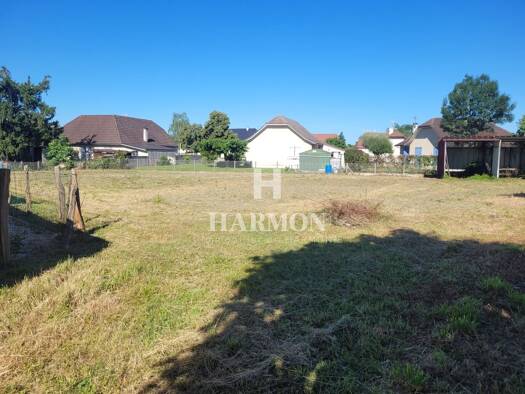 Terrain constructible à vendre 84 900 € 1 199 m² de terrain Artix 64170