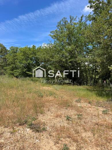 Terrain viabilisé à vendre 245 000 € 1 500 m² de terrain Tourrettes 83440