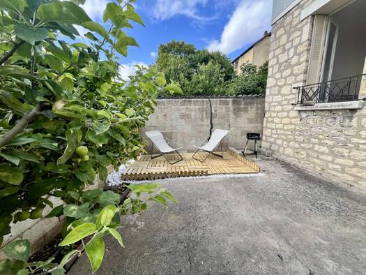 Appartement à vendre 165 000 € 2 pièces 1 chambre 25 m² RDC/2 Coteau Cachan 94230