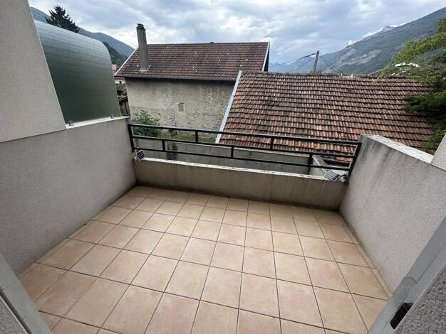 Maison de ville à vendre 239 000 € 5 pièces 3 chambres 109 m² Vif 38450