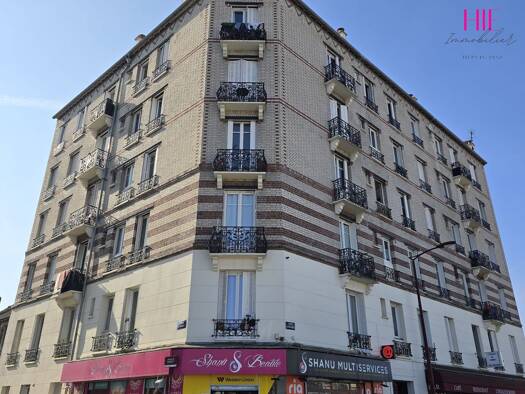 Appartement à vendre 129 000 € 3 pièces 2 chambres 43 m² Étage 5/5 Bondy 93140