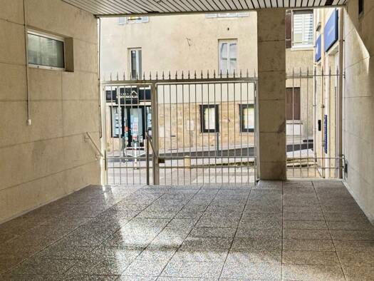 Studio à vendre 106 000 € 1 pièce 27,3 m² Étage 2/4 Meulan-en-Yvelines 78250