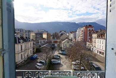 Appartement à louer 670 € 2 pièces 1 chambre 42 m² 3ème étage Mutualité Grenoble 38000