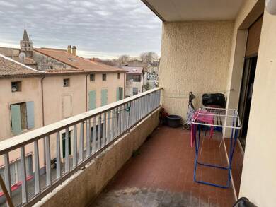 Duplex à vendre 107 500 € 4 pièces 2 chambres 89 m² Étage 2/4 Centre Ville-Mairie Lunel 34400