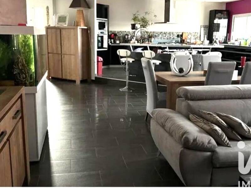 Maison à vendre, 186m², LAGARDE