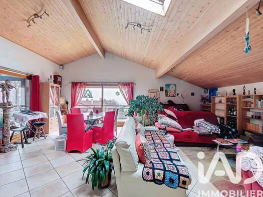 Maison à vendre 699 000 € 9 pièces 5 chambres 190 m² 1 434 m² de terrain Cranves-Sales 74380