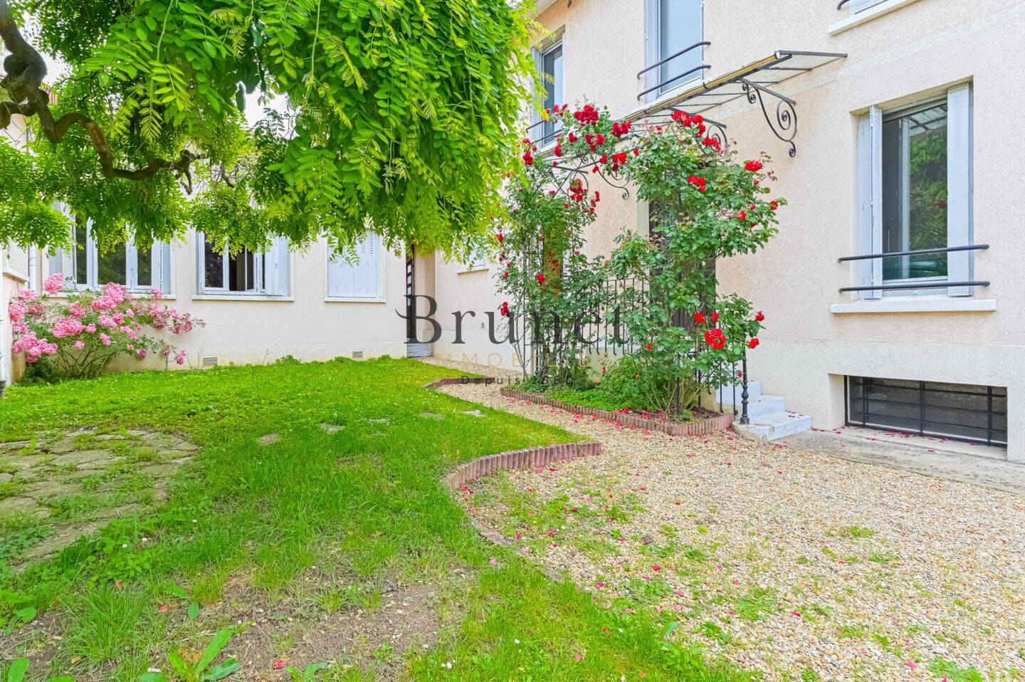 Maison à vendre, 138m², SAINT MAUR DES FOSSES