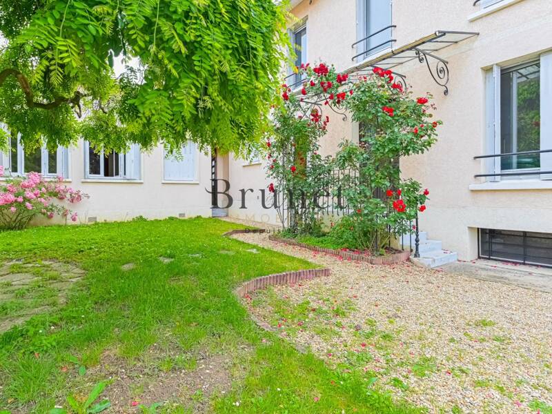 Maison à vendre, 138m², SAINT MAUR DES FOSSES