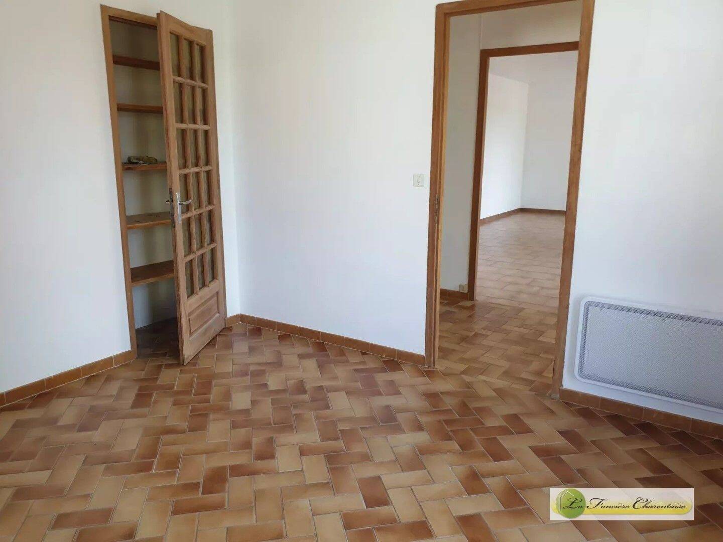 Maison à louer, 102m², FOUQUEBRUNE