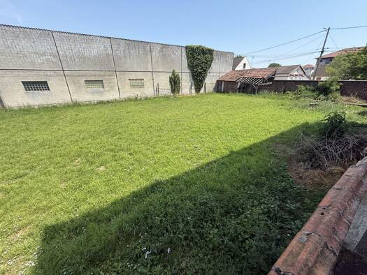 Terrain constructible à vendre 49 500 € 711 m² de terrain Dreslincourt Ribécourt-Dreslincourt 60170