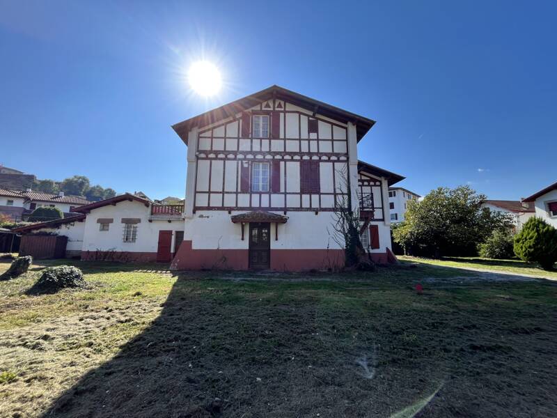 Maison à vendre, 264m², SAINT JEAN PIED DE PORT