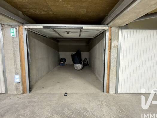 Parking à vendre 27 000 € 13,5 m² Saint Mitre les Granettes Pey Blanc Aix-en-Provence 13090