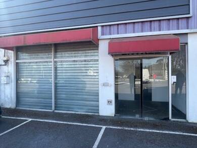 Local commercial à louer 2 500 € 100 m² de surface de vente Solazur-Cognac Tarbes 65000