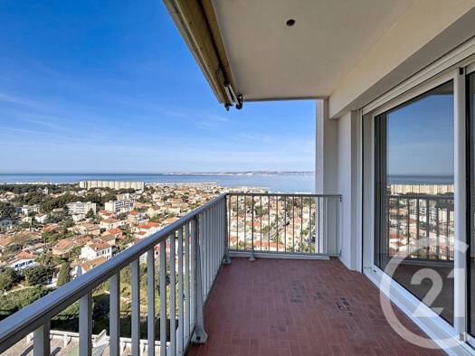 Appartement à louer 2 300 € 6 pièces 4 chambres 152,4 m² Étage 14/14 Pointe Rouge Marseille 8ème arrondissement 13008