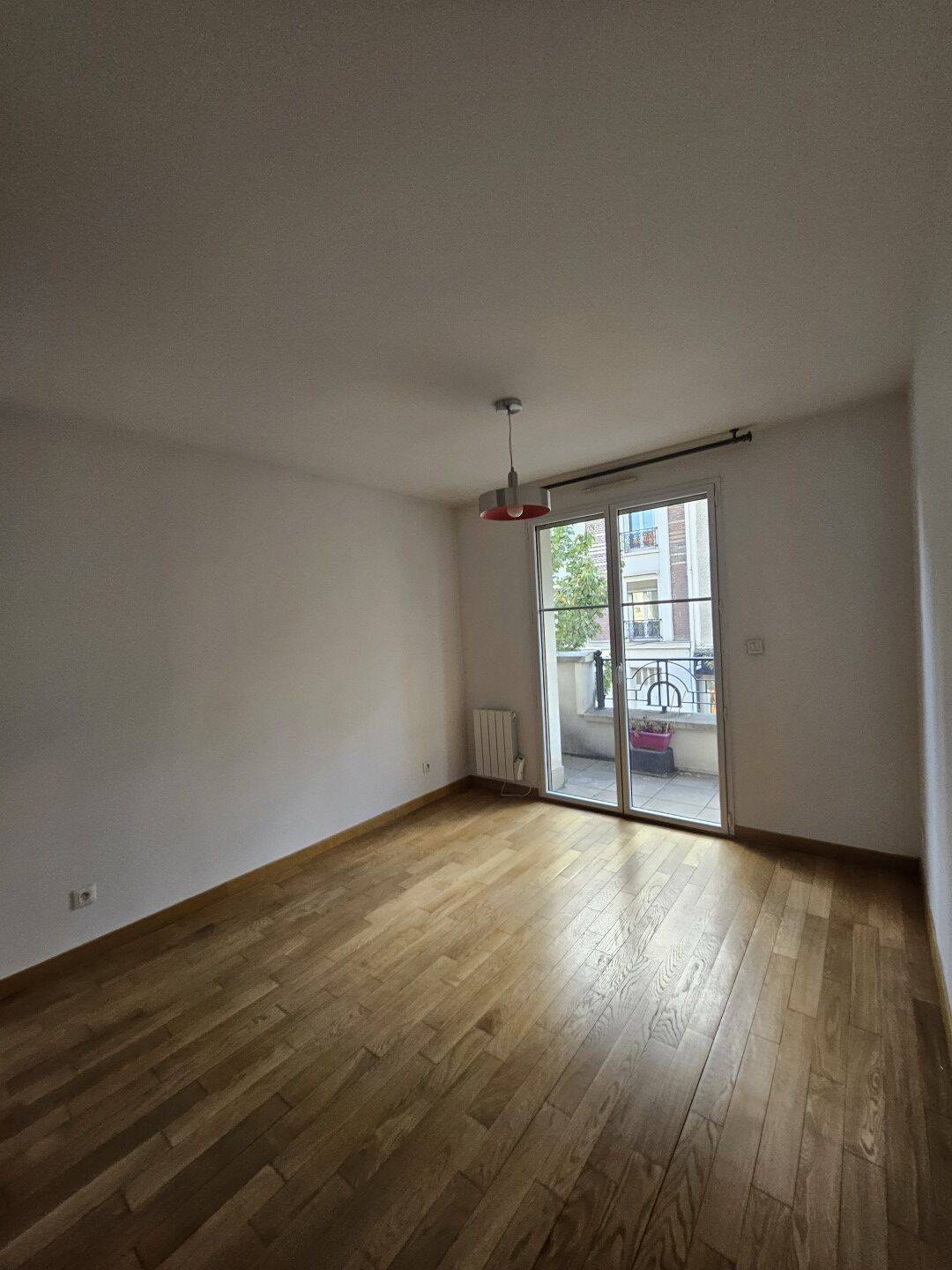 Maison à louer, 82m², SAINT MAUR DES FOSSES