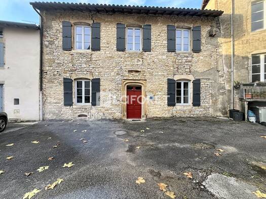 Maison à vendre 310 000 € 5 pièces 3 chambres 196 m² 238 m² de terrain Gigny 39320