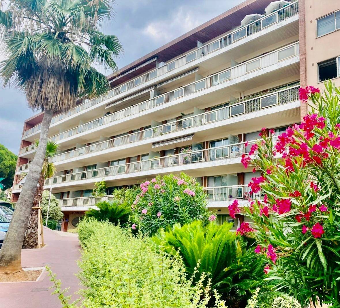 Maison à louer, 45m², CANNES