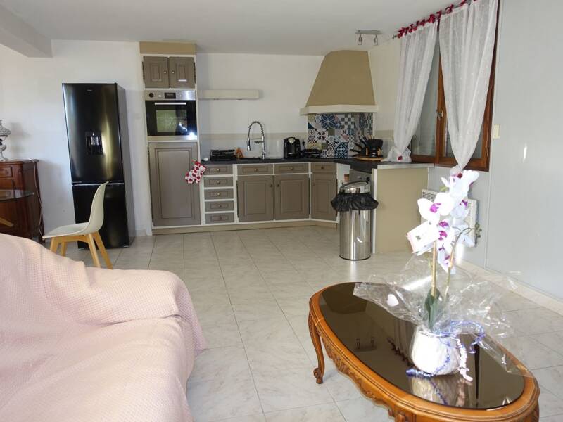 Maison à louer, 81m², SAINT JEAN DE FOS