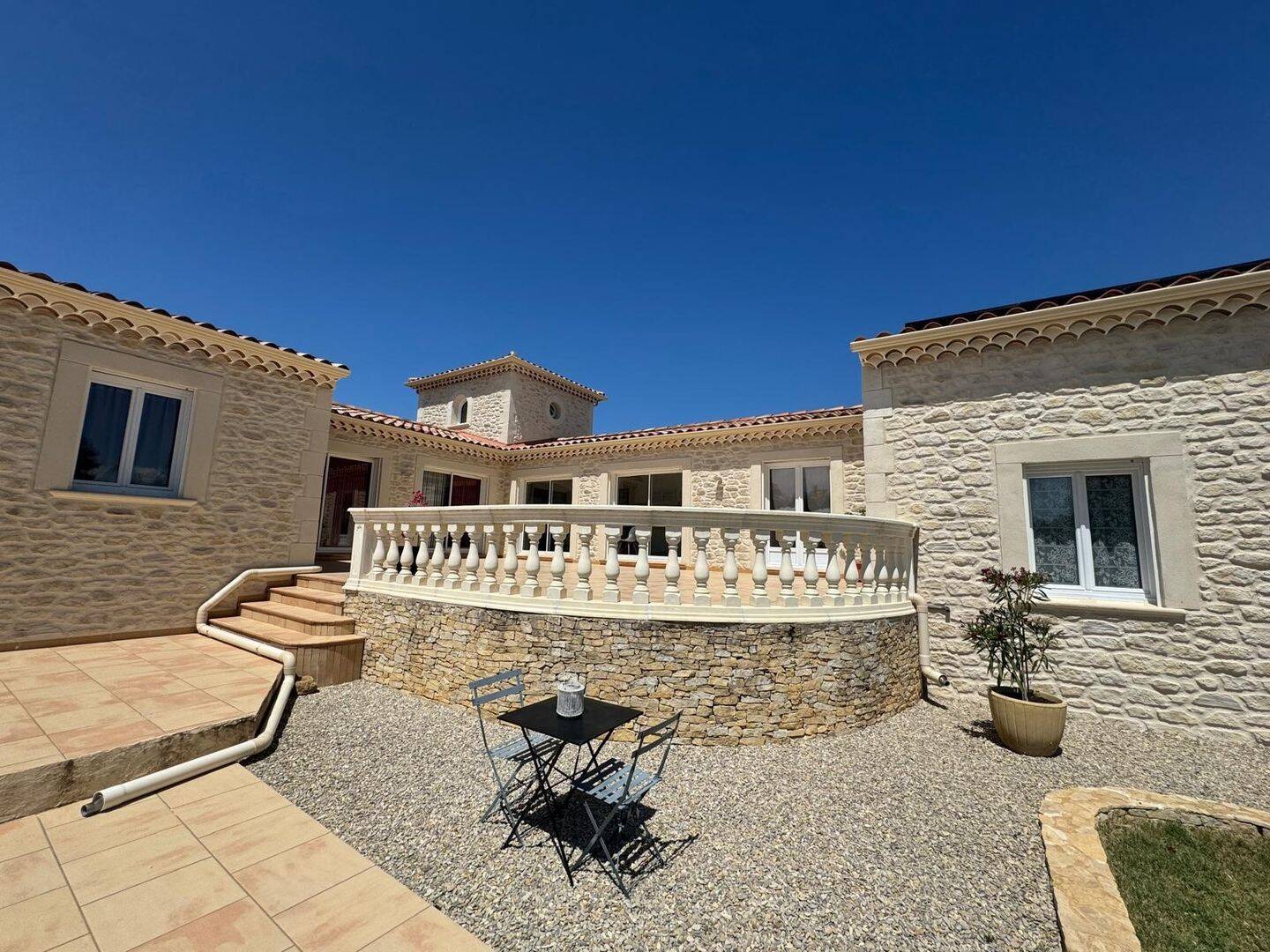 Maison à vendre, 120m², SAINTE CECILE LES VIGNES