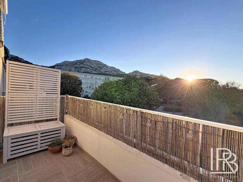 Maison à louer, 81m², MARSEILLE 8E