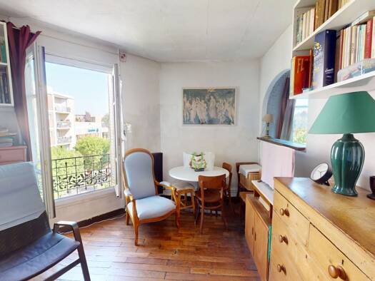 Appartement à vendre 165 000 € 2 pièces 1 chambre 38 m² Étage 3/3 Ivry Port Centre Ivry-sur-Seine 94200