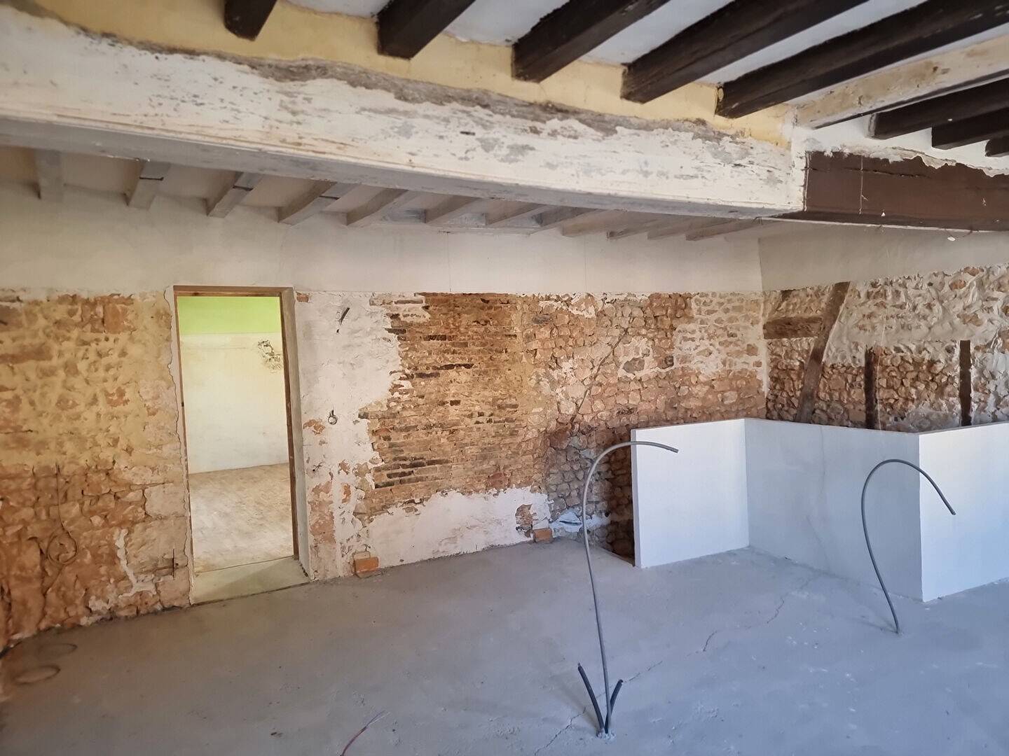 Maison à vendre, 404m², SAINT HILAIRE SUR ERRE