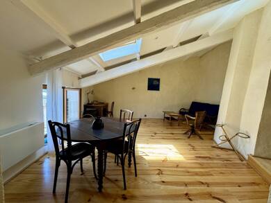 Appartement à vendre 250 000 € 3 pièces 2 chambres 67,3 m² Dernier étage, Étage 2/2 Saint-Julien-du-Verdon 04170