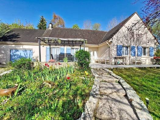 Maison à vendre 339 500 € 8 pièces 5 chambres 144 m² 1 624 m² de terrain Bray-et-Lû 95710