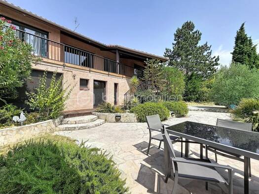 Maison à vendre 749 000 € 8 pièces 5 chambres 283 m² 2 433 m² de terrain Beaupuy 31850