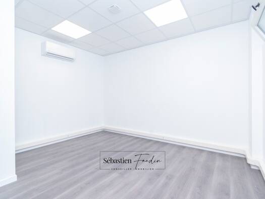 Espace bureau à louer 305 € 13 m² de bureaux Ouest-La Plaine Gémenos 13420
